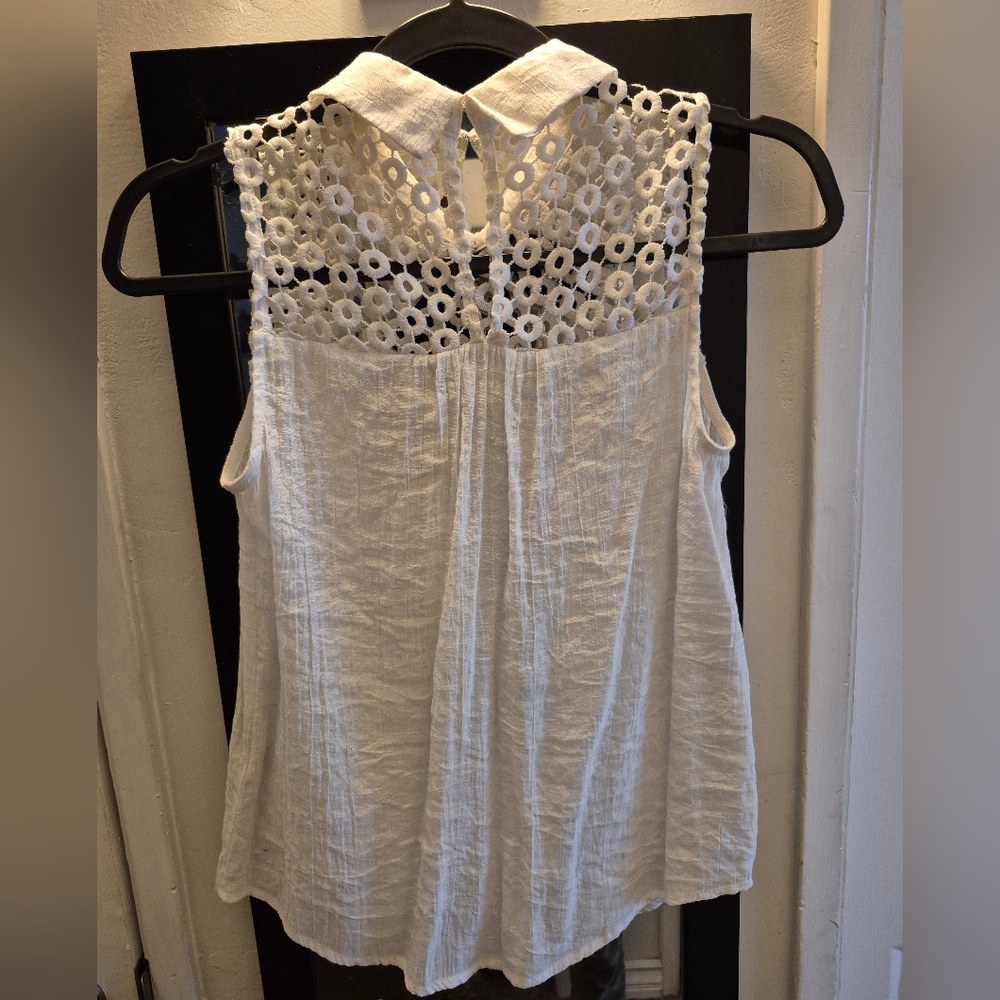 Women's Sleeveless Bow Top S - Picture 3 of 10
